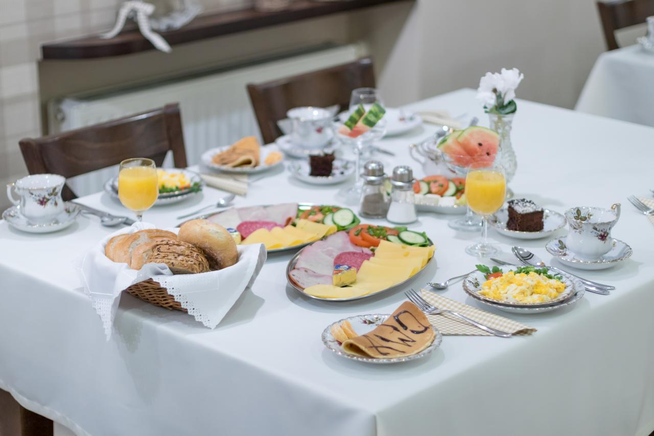 Hotel Awo Gniezno Dış mekan fotoğraf